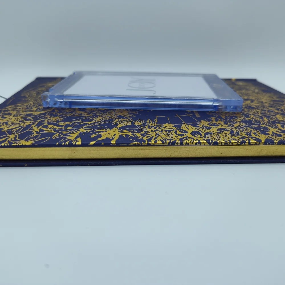 Dior Holiday Gift Set Journal NIP & Dior Joy Limited Edition Holographic Card - Picture 3 of 4